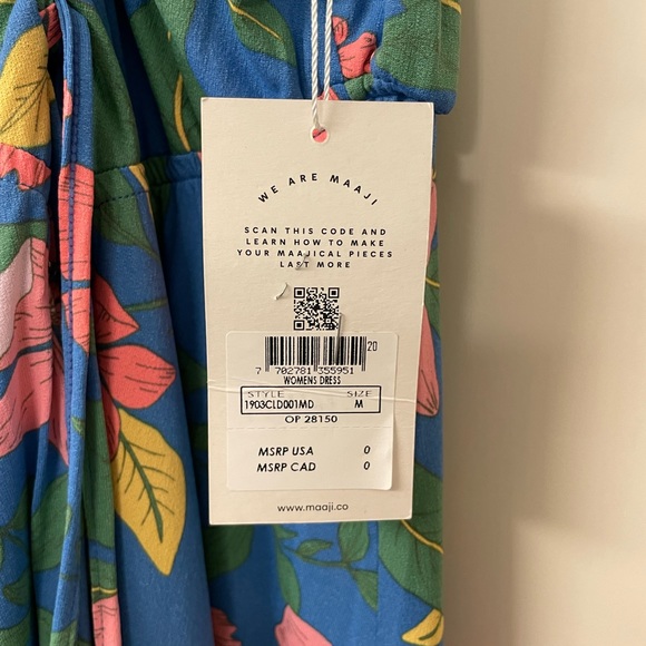 Maaji Floral Star Flower Maxi Dress Lace Up Back Medium NWT $138 - Picture 8 of 15